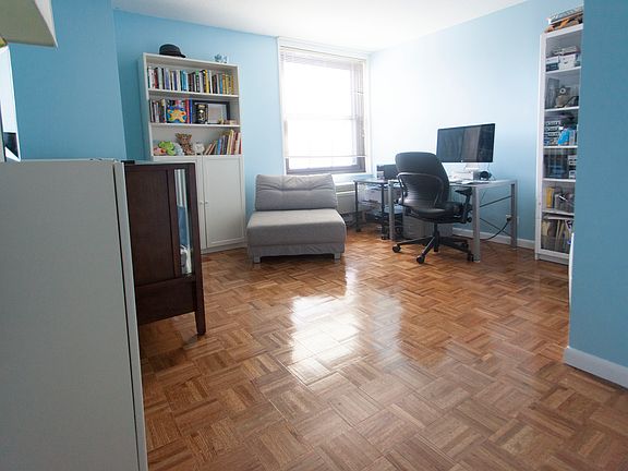 4th image of 1751 2nd Ave APT 14A