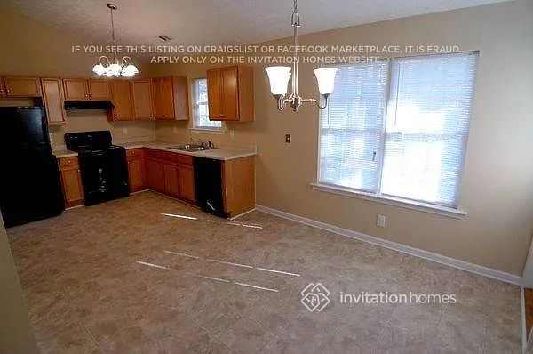 387 Scenic Ln Auburn, GA 30011 — Photo 4