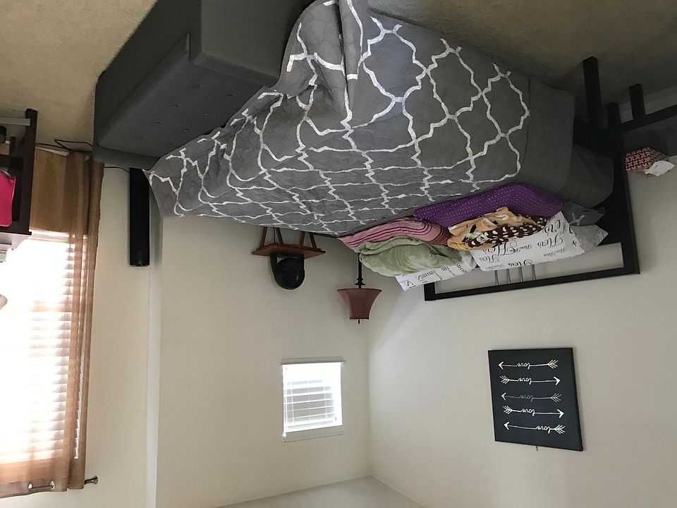 1st image of 400 N Wildwood