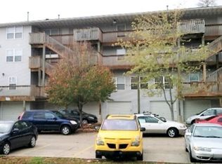 720 S Dubuque St APT 6, Iowa City, IA 52240