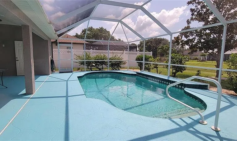 Sportsman Rd — Photo 23