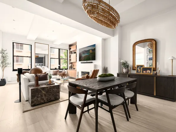 521 West 47th Street image 1 of 14