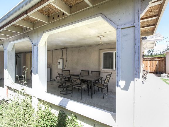 3rd image of 2730 Chopin Ave