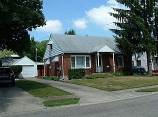 217 Roseland Ave E, Springfield, OH 45503