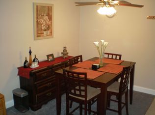 10 Karen Cir APT 13, Billerica, MA 01821