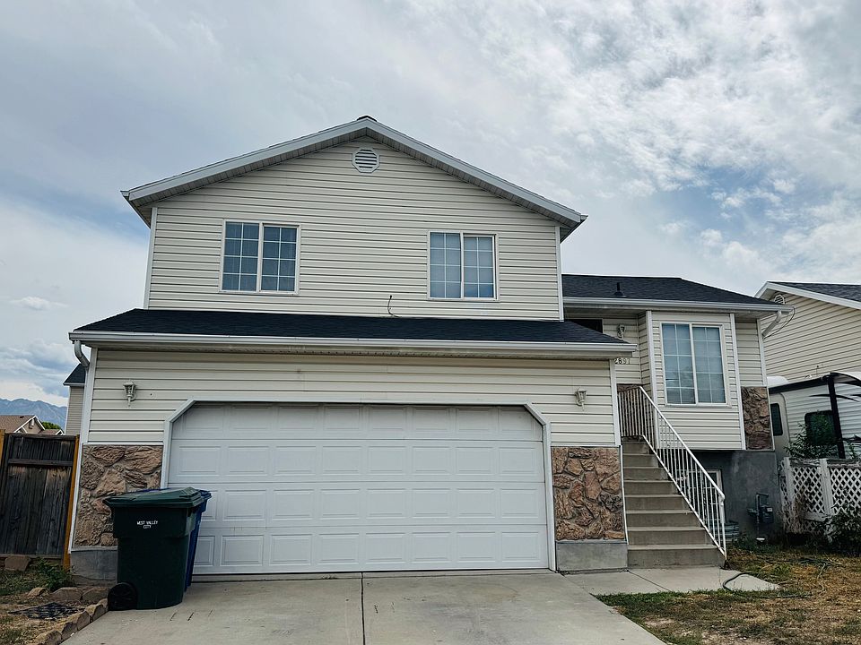 1st image of 2897 S Clearbrook Dr