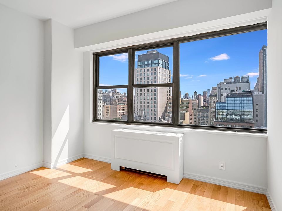 1st image of 7 E 14th St APT 1607