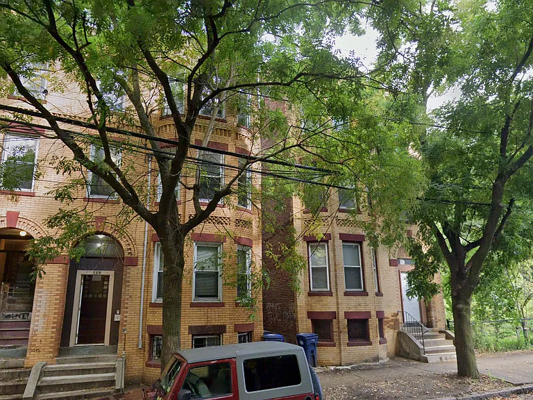 129 Cedar St #3 — Photo 14