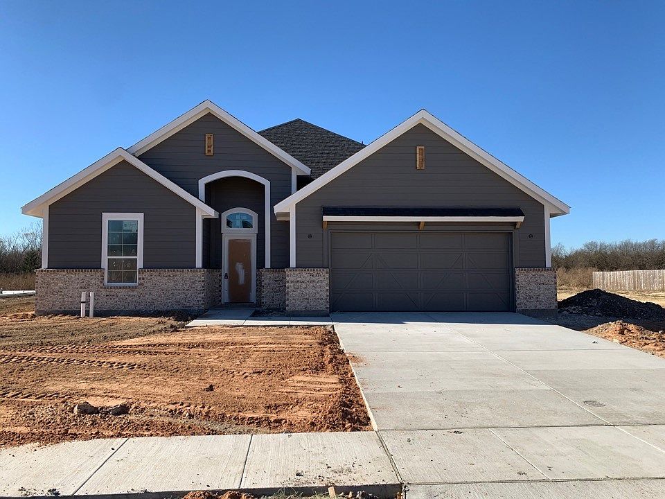 1st image of 904 Blackbird Dr
