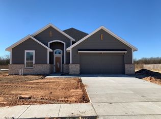 904 Blackbird Dr, Sherman, TX 75092