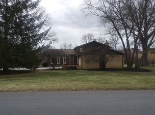 9013 Wintergreen Dr, West Chester, OH 45069