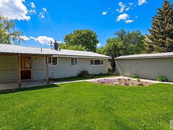 2nd image of 655 James Pl