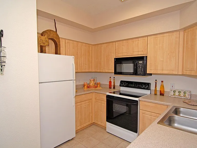 Summerlin Villas — Photo 24