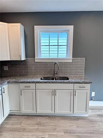 8709 Pritchard Pl — Photo 4