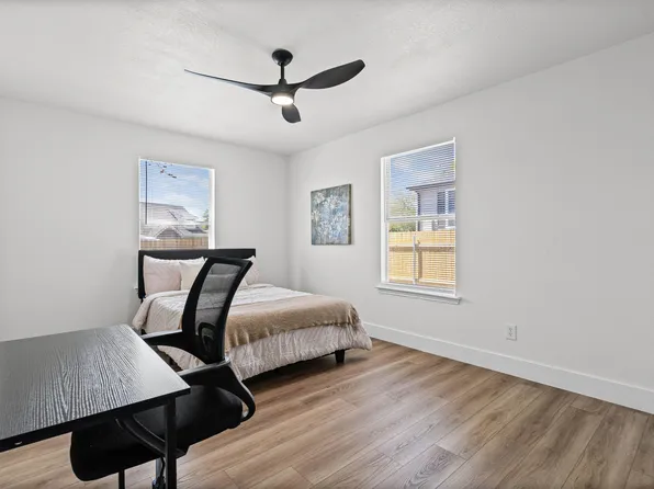(undisclosed Address), San Marcos, TX 78666