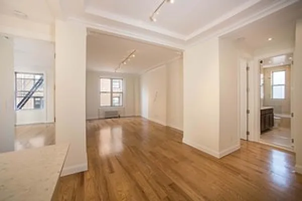 Rented by Rachel Realty | media 37