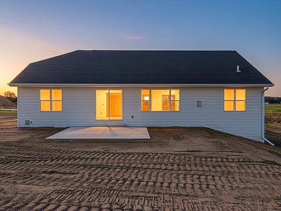 2nd image of 3718 Harolds Way