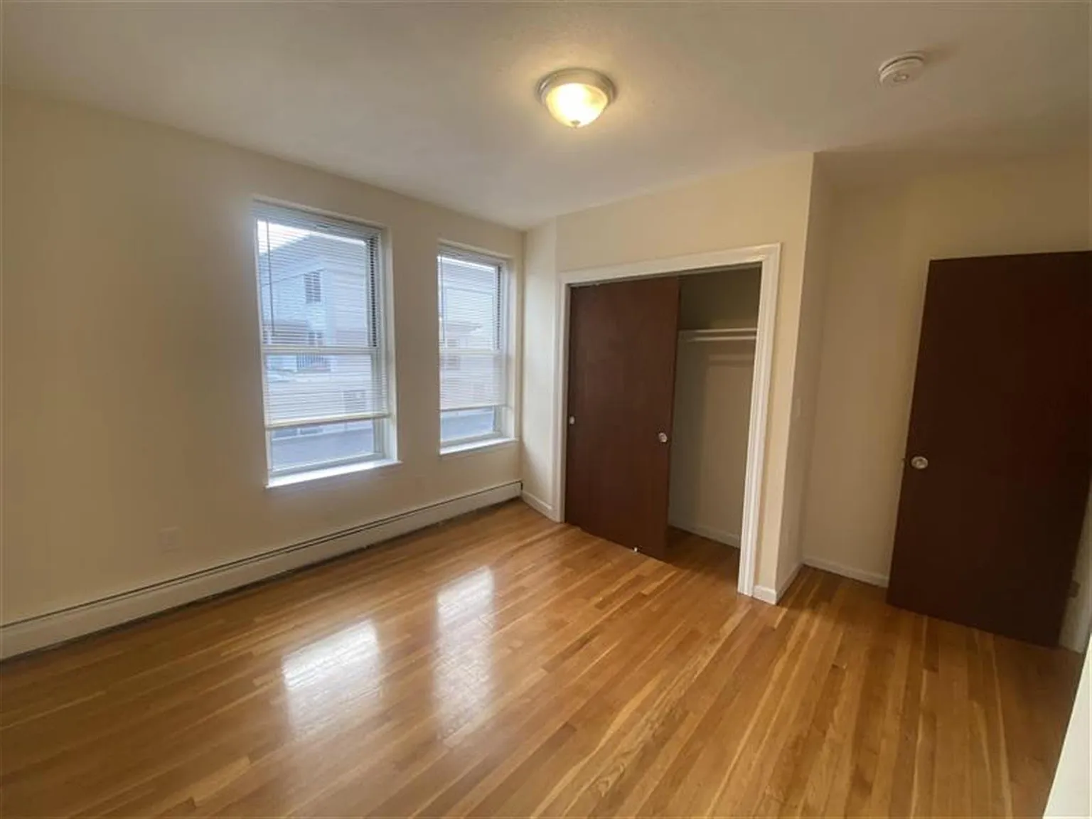 1 bed, 450 sqft, $2,100 — Photo 4