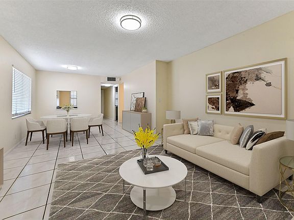 4th image of 860 SE 6th Avenue #206