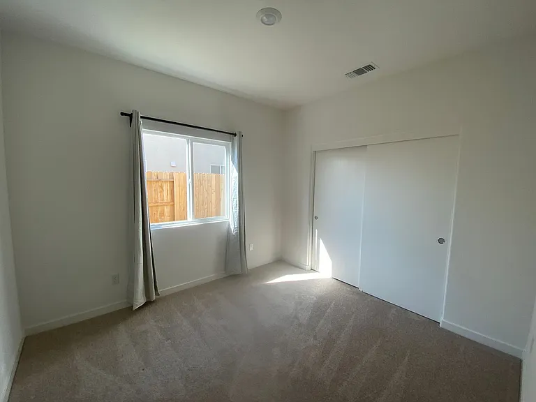 2014 Miano Ct — Photo 7