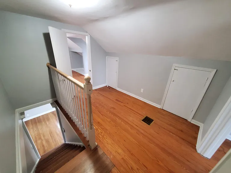 2nd floor common area between 2 bedrooms