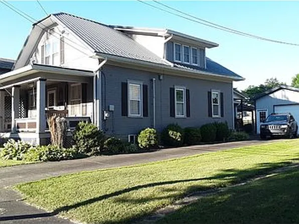 132 Woodland Ave, Marietta, OH 45750