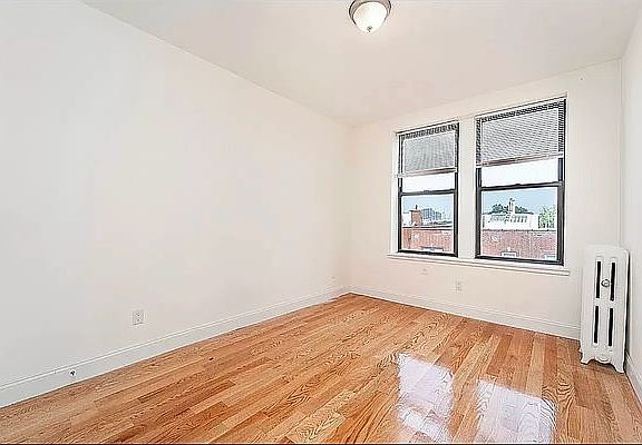 5th image of 24-59 27th St #4B