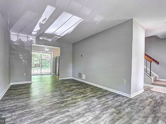 3rd image of 2226 Gunsmith Sq
