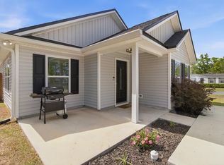 4 Shar Mel Re Ln, Crawfordville, FL 32327