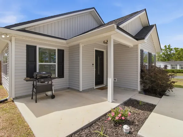 4 Shar Mel Re Ln, Crawfordville, FL 32327