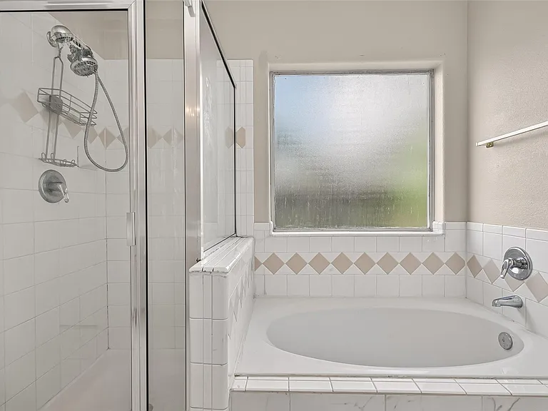 8503 Raybluff Ln — Photo 40