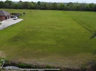 819 Crochet Rd, New Iberia, LA 70563