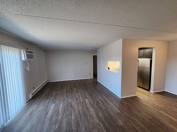 3rd image of 331 N Ardmore Ave APT D
