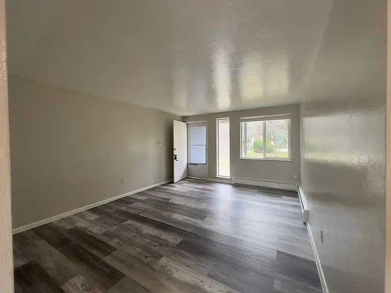 1679 Reed St — Photo 46