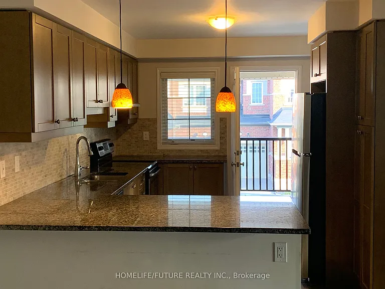 208 Sarah Cline Dr — Photo 6
