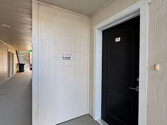 4th image of 503 E Helena Ave #104