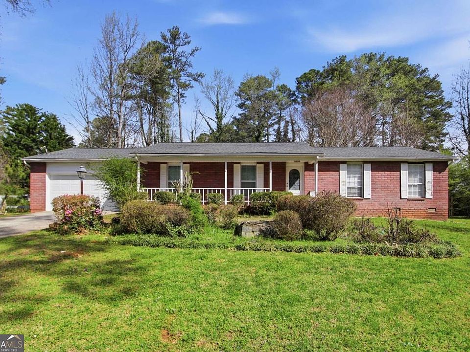 1st image of 860 Regency Ct