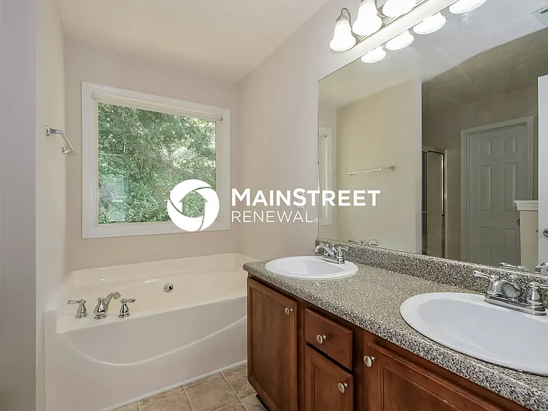 Main Bathroom