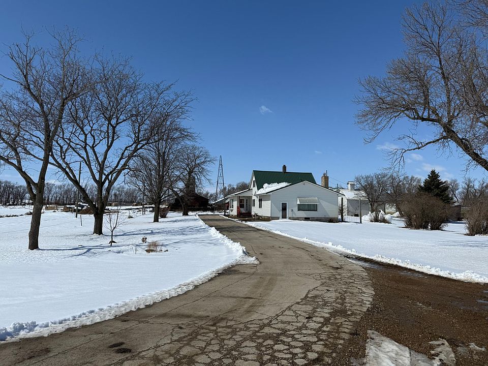 2nd image of 2209 170th St