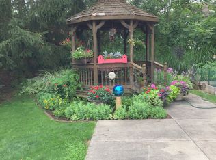 4334 Sunnyview Dr, Uniontown, OH