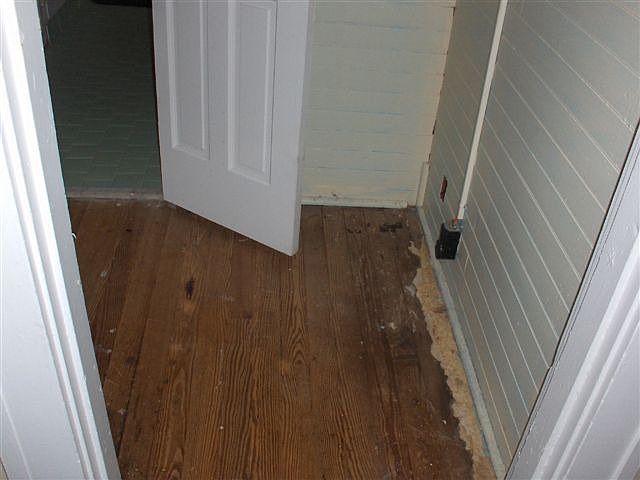 2nd image of 205 S 1st St