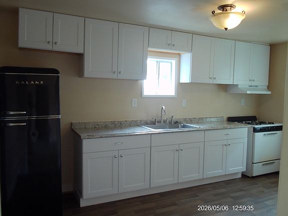 4th image of 5553 Feather River Blvd APT A