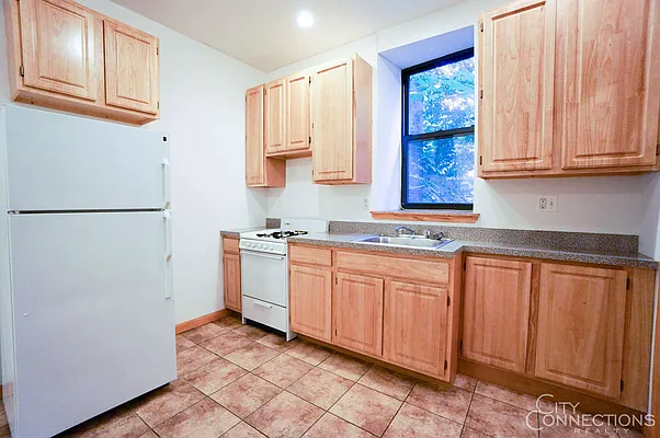 Rented by City Connections Realty | media 46