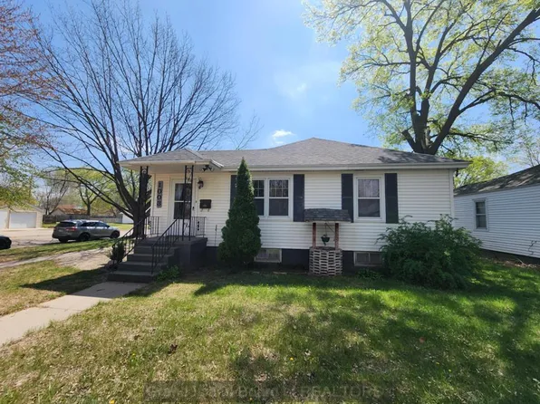 1003 West 7th Street, Grand Island, NE 68801