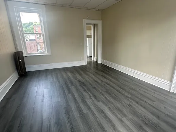 606 Church St #2, Honesdale, PA 18431