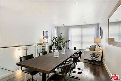 3rd image of 407 N Norton Ave #A