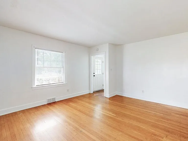 307 Hillsboro Ave #307 — Photo 26