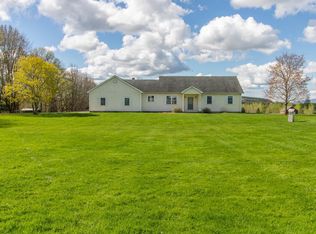 571 Wallace Rd, Derby, VT 05829
