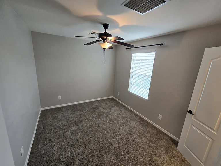 950 S Wallrade Ln — Photo 25