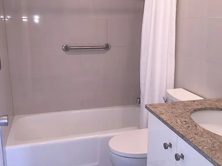 6815 Edgewater Dr #301 — Photo 9